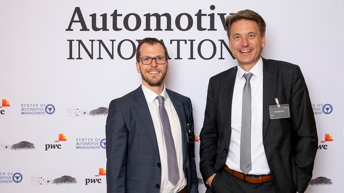 Andreas Pirchner, Leiter des New Business Inkubators bei KOSTAL & Jörg Schwerak, Geschäftsleiter Entwicklung von KOSTAL Automobil Elektrik